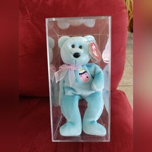 toys..Look!! Retired Ty Eggs II 2001 Bear Beanie Babies  With Tag and case.nice